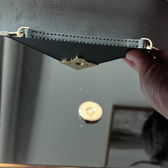 Michael Kors Resin envelope clutch - Picture 14 of 15